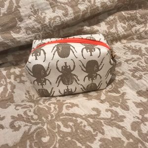 Beetle bag stone